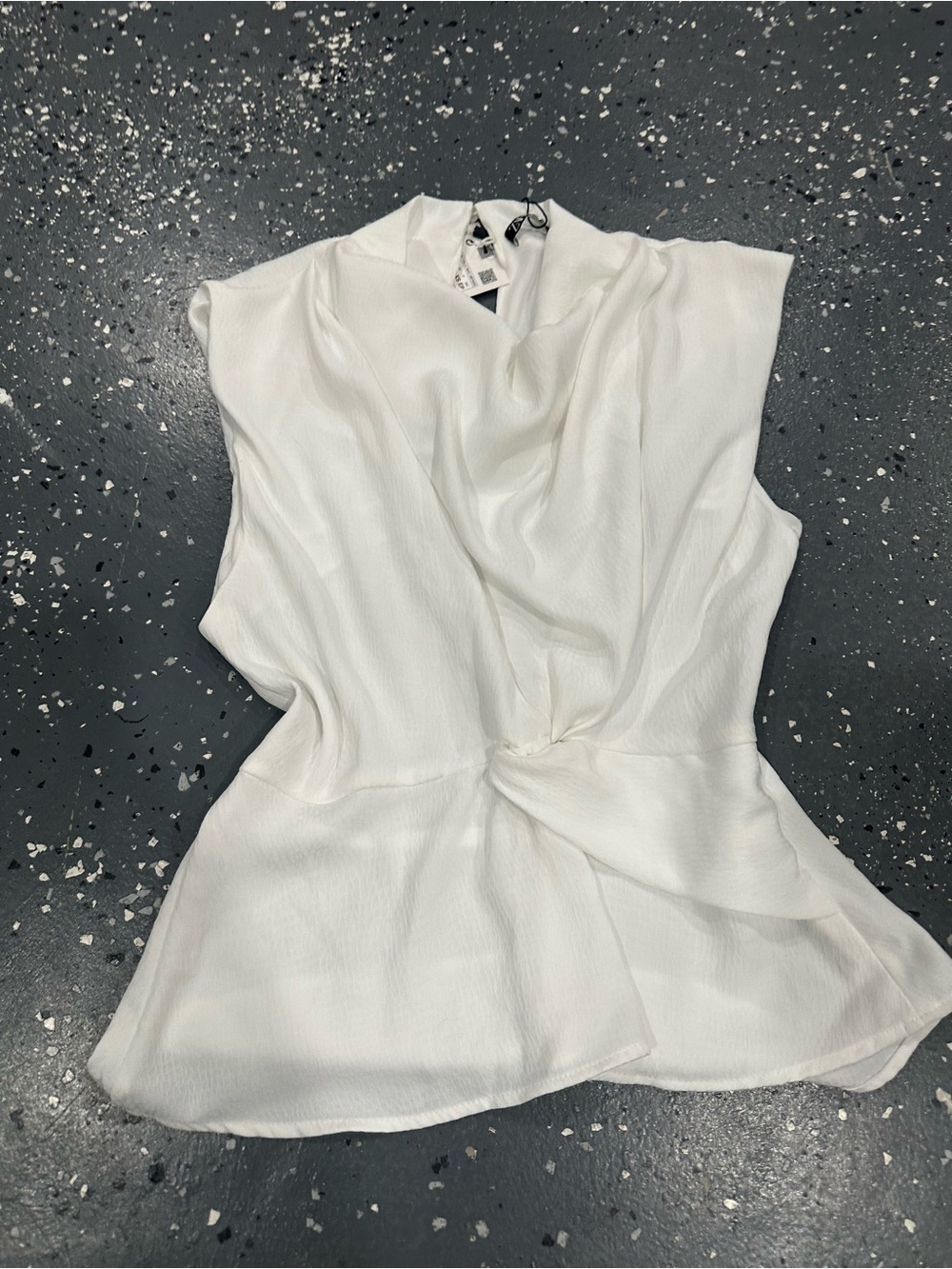 Zara White Twist-Detail Sleeveless Top